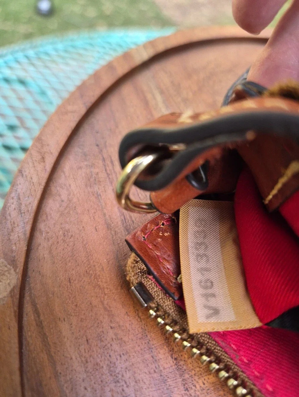 Dooney & Bourke Brown Lizard Embossed Leather Crossbody Bag Red Interior